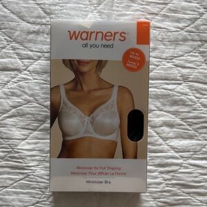NWT Warners Minimizer Bra